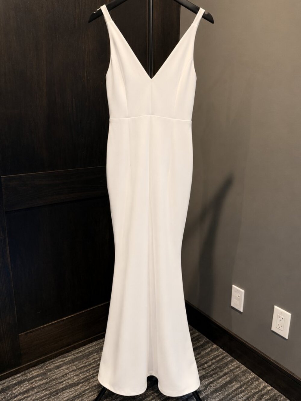 BUPT Ivory White V Neck Maxi Dress XS NWT Formal Dress